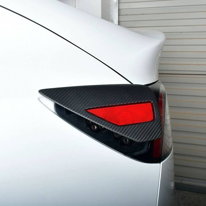 Matt Dry Carbon Fiber Charger Port Cover For Tesla Highland Model 3 2023+