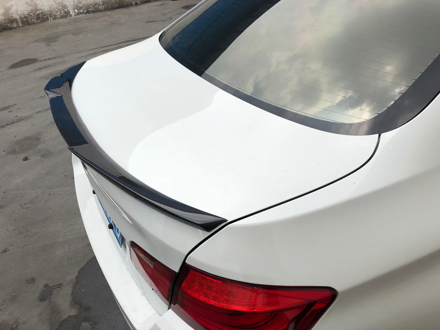 BMW F10 M5 V Type Carbon Fiber Rear Spoiler 2010-2016