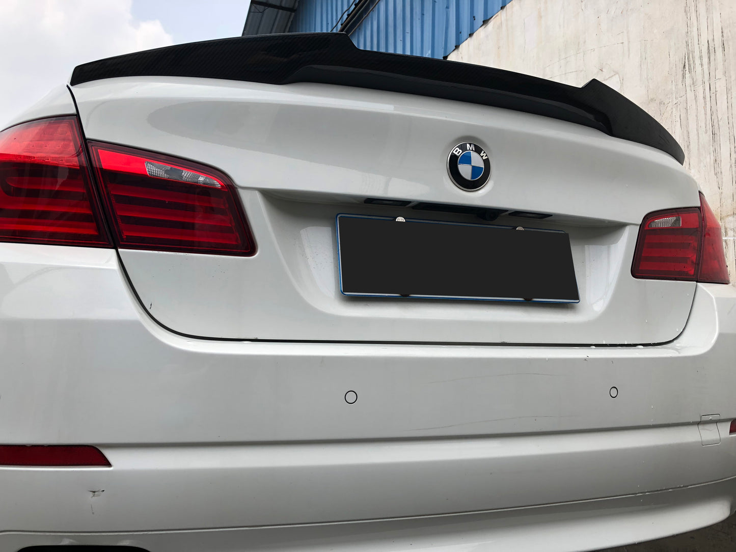 BMW F10 M5 V Type Carbon Fiber Rear Spoiler 2010-2016